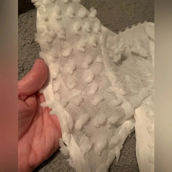Entro white appliqué dot blouse size small - Picture 5 of 8
